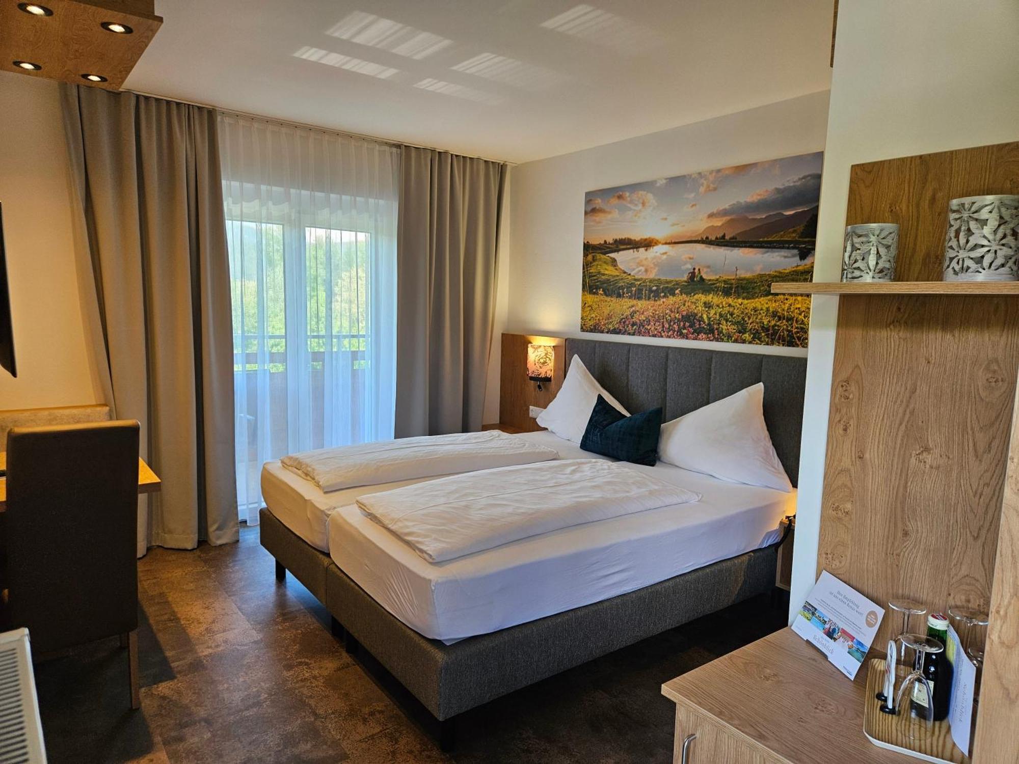 Dei Hotel Schoenblick Velden am Woerthersee Exterior photo