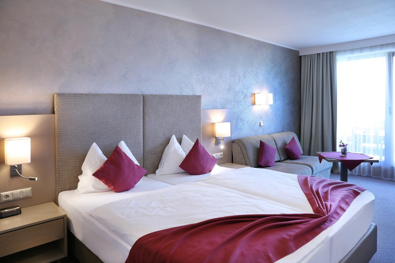 Dei Hotel Schoenblick Velden am Woerthersee Exterior photo